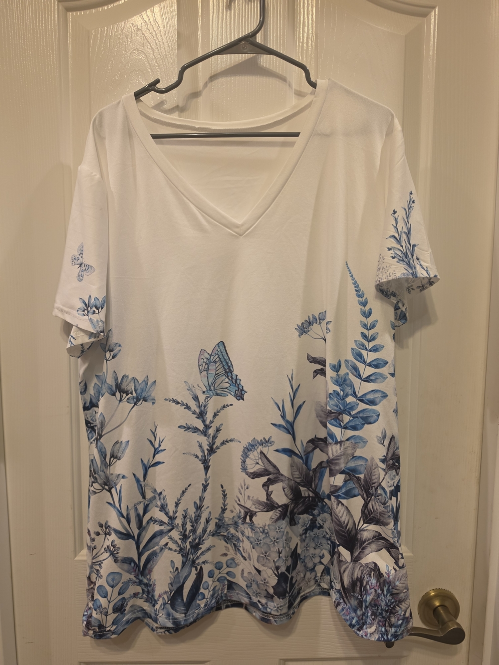V-Neck White & Blue Botanical Butterfly Top